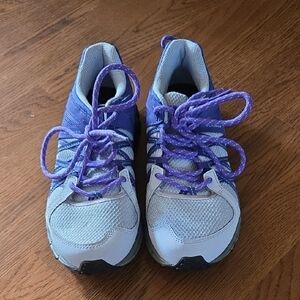 Likr New Womens Reebok Sneakers